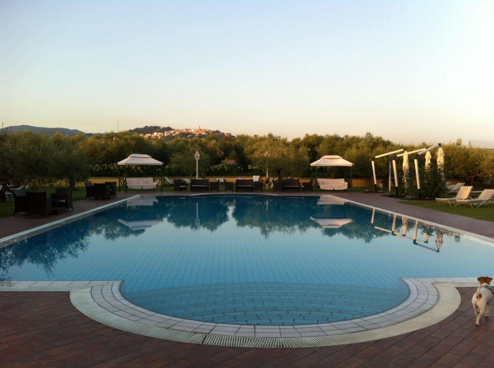 La Meridiana Sambuco  Ngoại thất bức ảnh